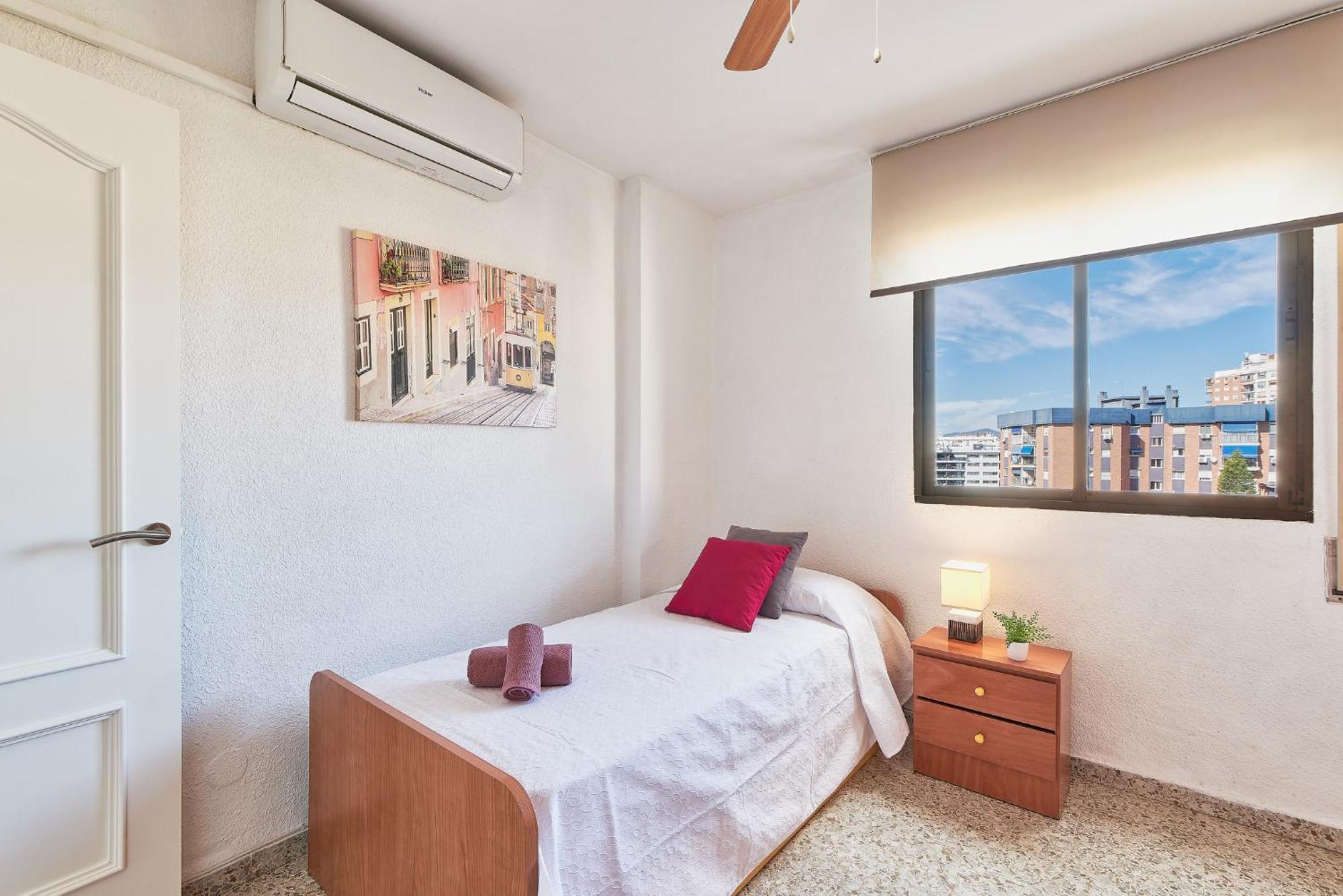 Luminoso Apartamento/ 5 Minutos De La Playa Málaga Eksteriør billede